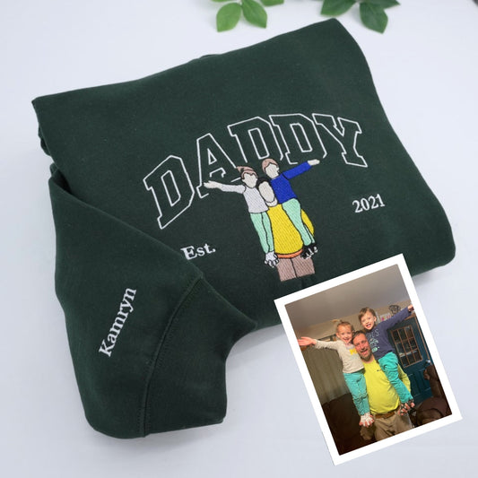 Custom Daddy Hoodies - Personalized Father Embroidered Sweatshirts - Perfect Father's Day Gift