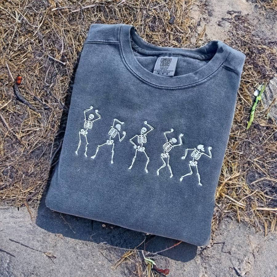 Dancing Skull Embroidered Sweatshirt