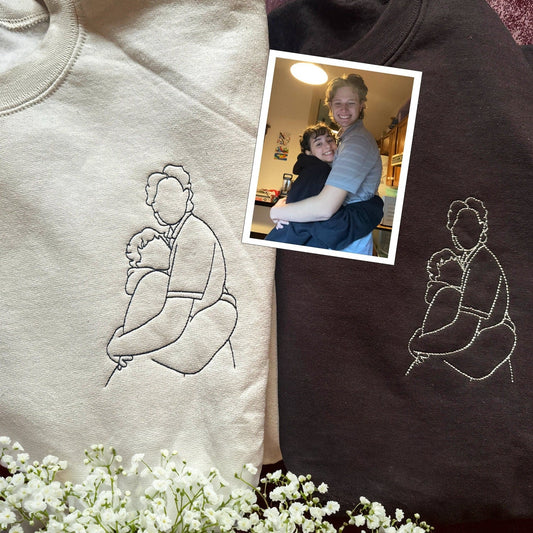 Custom Hug Portrait Sweatshirt from Photo – Personalized Embroidered Line Art Gift for Couples, Best Friends, Siblings, or Loved Ones – Memory Keepsake