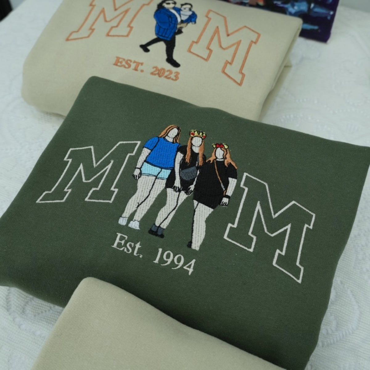 Custom Mom Hoodies - Mother Child Embroidered Sweatshirts - Perfect Motherhood Gift