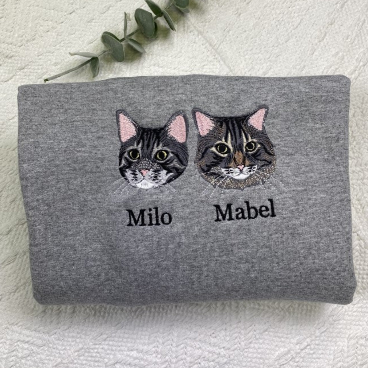 Custom Multiple Cat Portrait Hoodies - Personalized Multi Pet Embroidered Sweatshirts - Cat Parent Gift